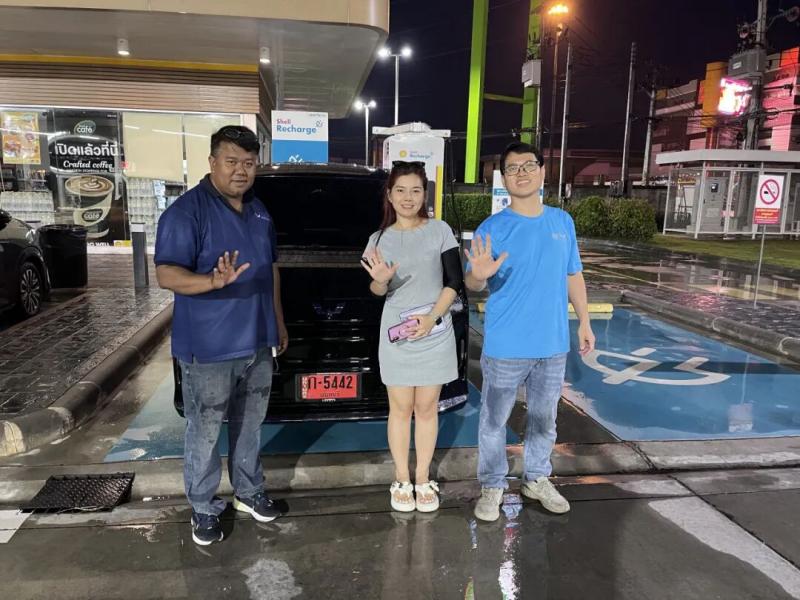 Ọrụ na-aga n'ụwa niile: Nkwado ahịa ahịa nke Wuling na-ekpo ọkụ n'ahịa mba ofesi