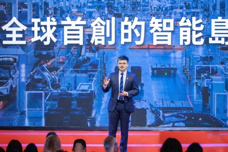 Atụmatụ ịsụ ụzọ atọ zuru ụwa ọnụ: SGMW na-egosi nrụpụta ọgụgụ isi nke China